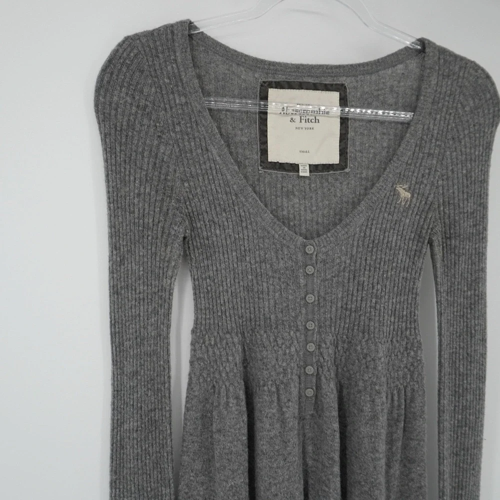 Vintage Abercrombie & Fitch Babydoll Sweater Small Long Sleeve Button Gray Y2K
